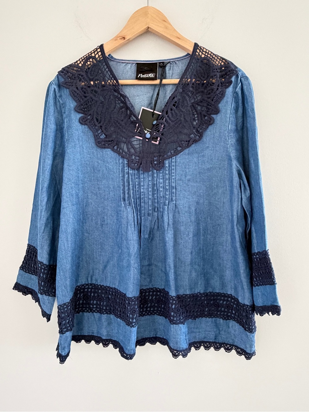 NWT Nanette Lepore Chambray Tencel Lace Trim Boho Tunic Blouse Womens L Blue - Picture 2 of 10